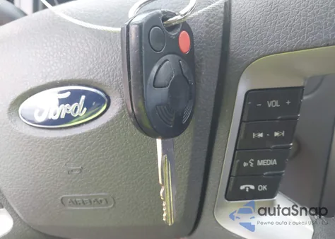 2012 Ford Fusion Hybrid z USA, uszkodzony, nr VIN 3FADP0L37CR181174